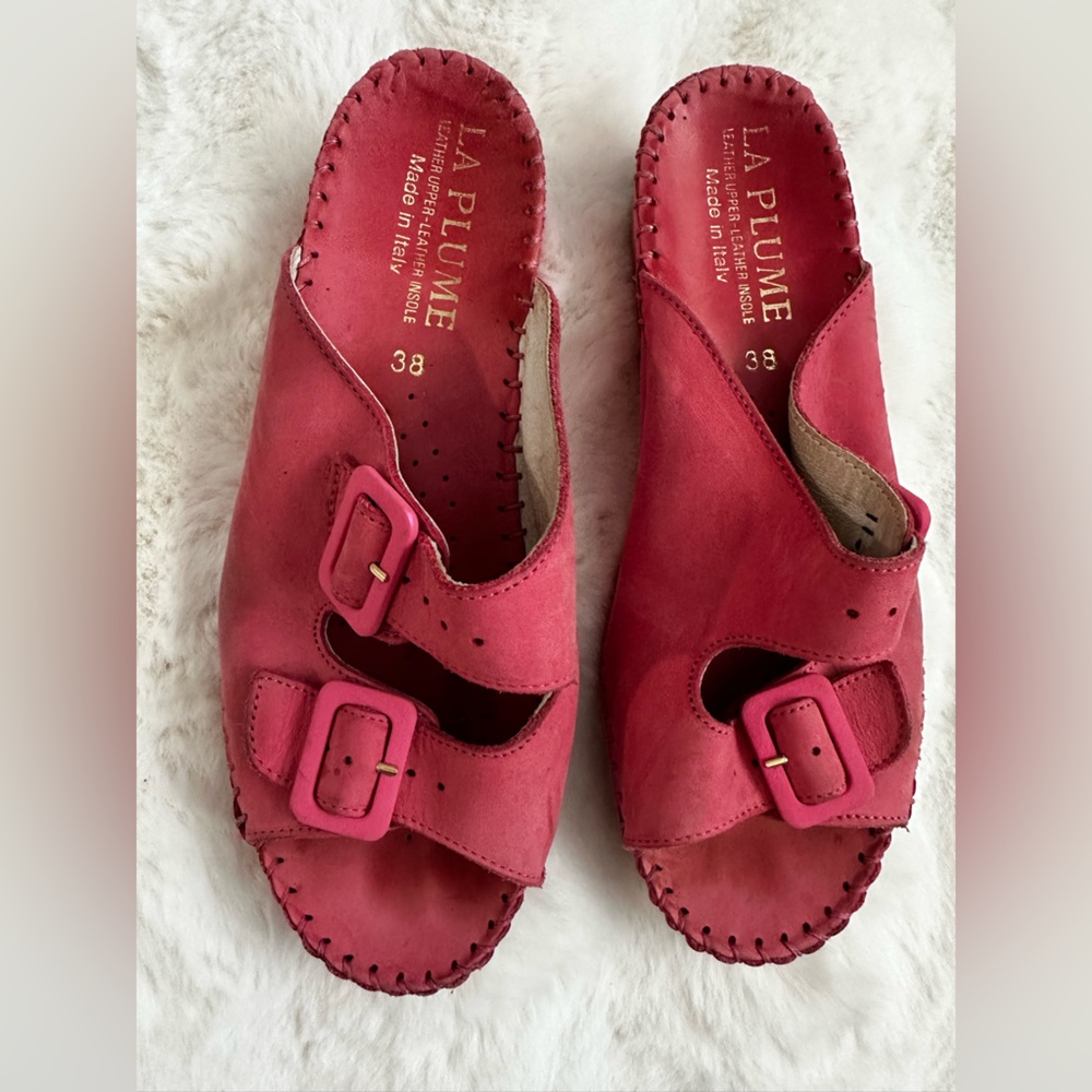 La plume - Jen Nubuck - Red